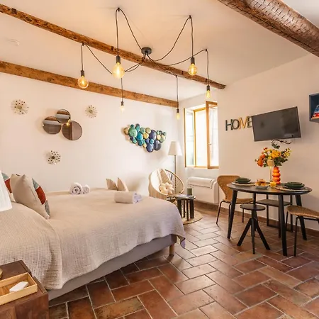 Agreable Quartier Suquet-vieux Port A0b185 Apartment Cannes