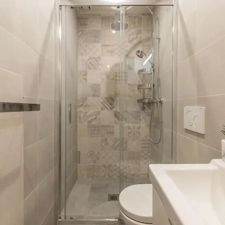 Апартаменты Agreable Quartier Suquet-vieux Port A0b185 *
