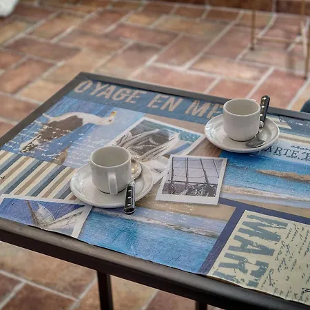 Daire Agreable Quartier Suquet-vieux Port A0b185 Cannes