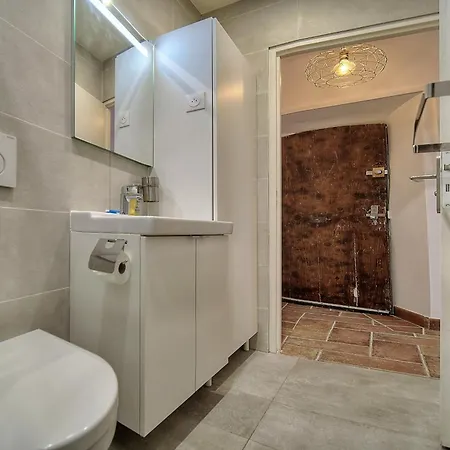 Daire Agreable Quartier Suquet-vieux Port A0b185